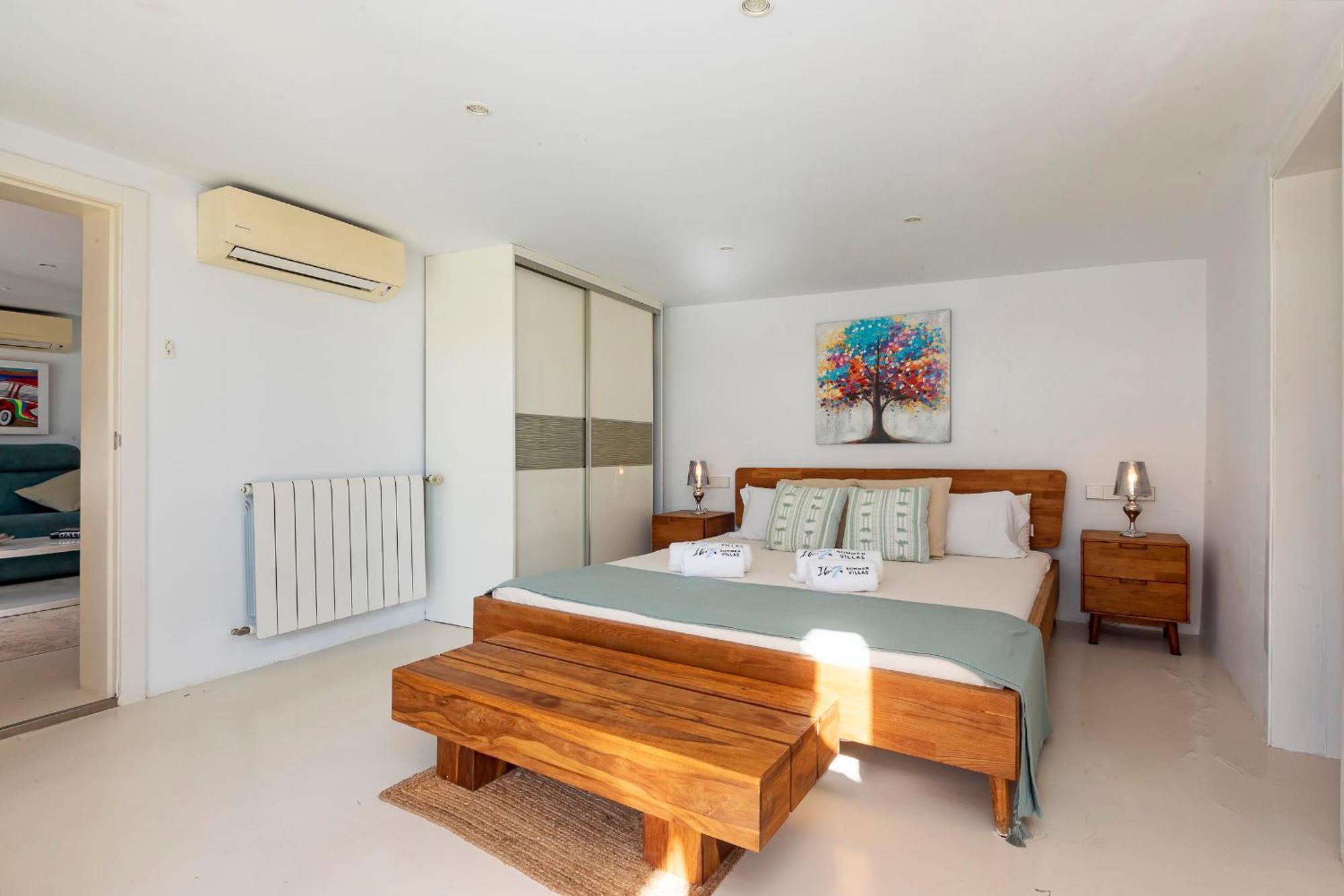Villa Near Ibiza Town Sleeps 11 To 13 Guests Can Furnet Exterior photo
