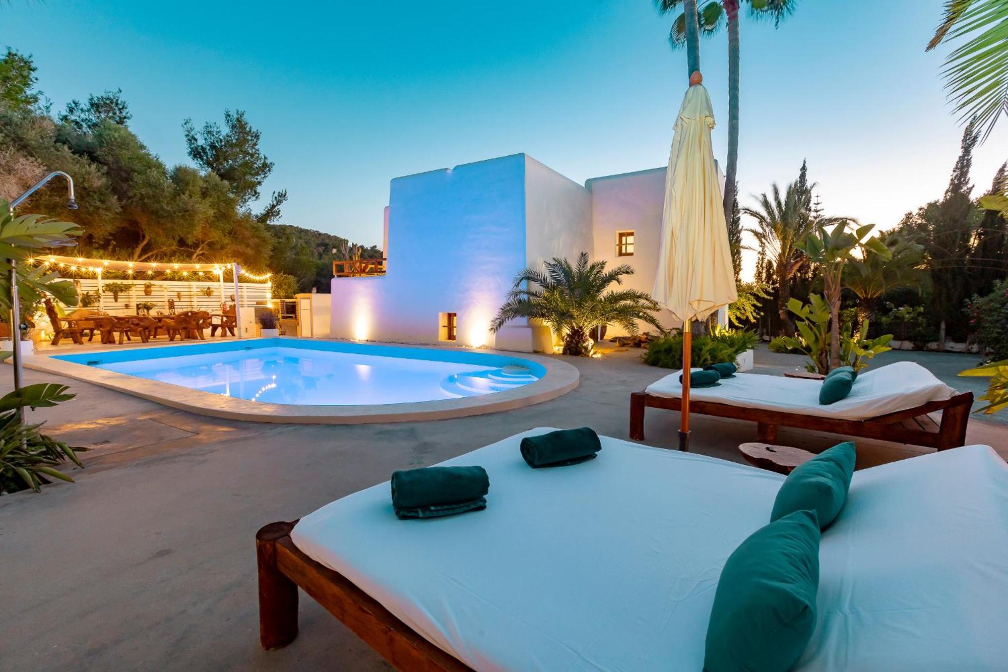 Villa Near Ibiza Town Sleeps 11 To 13 Guests Can Furnet Exterior photo